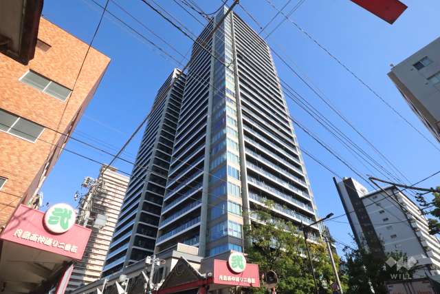 ミッドタワーグランドの外観（南西側から）　