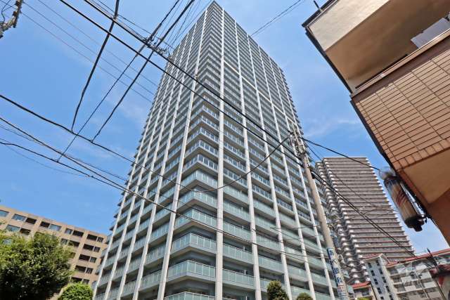 ザ・クレストタワー外観(南側から)