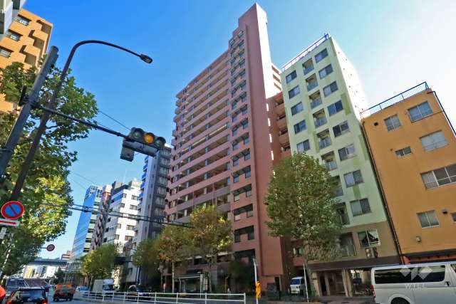 コスモ日本橋浜町の外観（西側から）