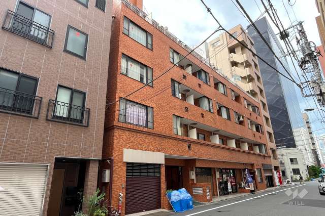 朝日八丁堀マンションの外観（北東側から）