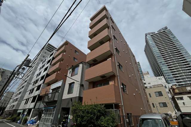 スカイコート銀座東第2の外観（南東側から）