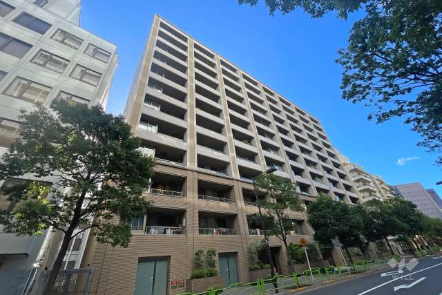 オーベル明石町レジデンスの外観（北西側から）