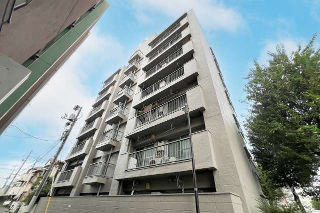 パラスト野方の外観（南側から）