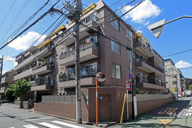 光シャンブル中野新橋の外観（南東側から）