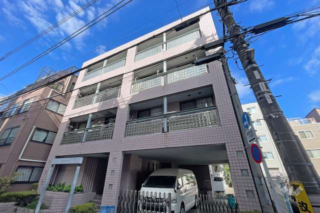 リバーサイドヒロの外観（南東側から）