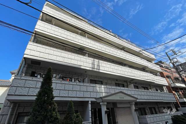 キャッスルマンション中野新橋の外観（南西側から）