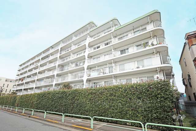恒陽鷺宮マンションの外観（南東側から）
