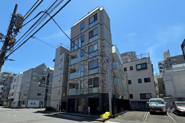 ロイヤルシーズン東麻布の外観（北西側から）