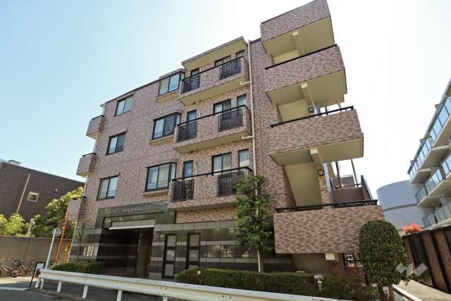 クレッセント等々力緑地2の外観（北東側から）