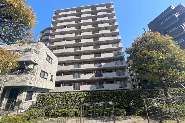 新丸子パークホームズの外観（南側から）