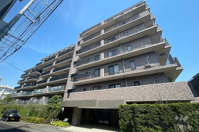 元住吉東パークホームズの外観（南西側から）