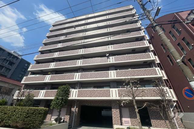 クレッセント新丸子３の外観（南東側から）