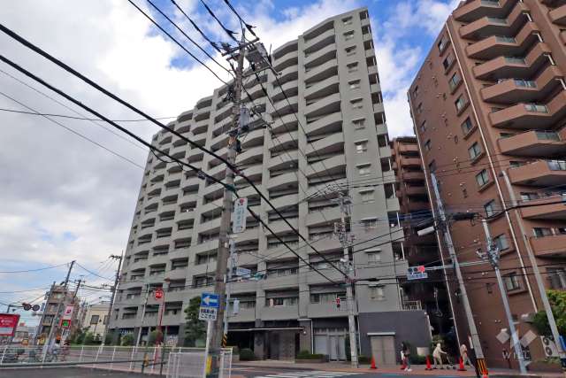 クレアホームズ小杉の外観（南側から）