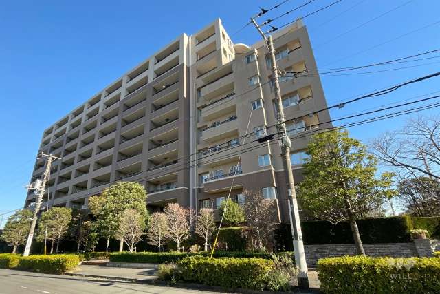 元住吉パークホームズマスターズコートの外観（南西側から）　　