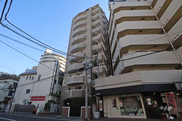 アール・ケープラザ平間駅前の外観(北西側から)