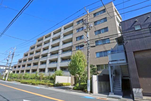 ジオイニシア武蔵小杉の外観(南側から)