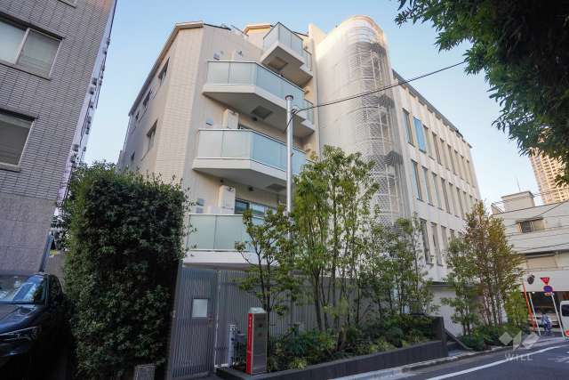 ピアース白金台3丁目の外観（南西側から）