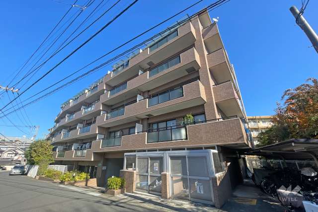 サングレイス鷺沼の外観（南西側から）