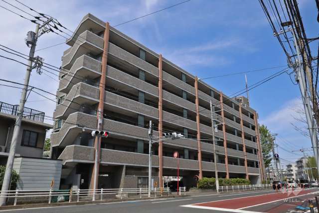 センチュリー梶ヶ谷の外観（南東側から）