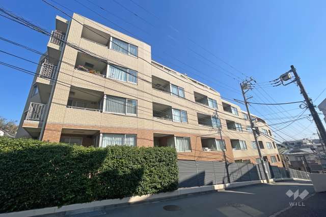 アルス鷺沼プラシアスの外観（西側から）