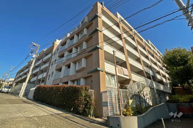 ルネサンス宮前ハーモニープレイスの外観（南西側から）