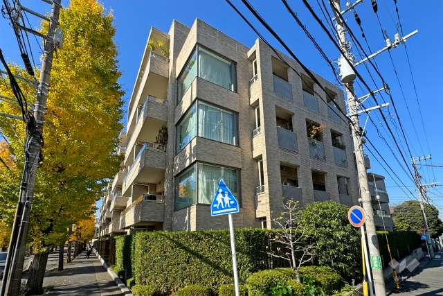 ヴィークコート宮前平野外観（南東側から）