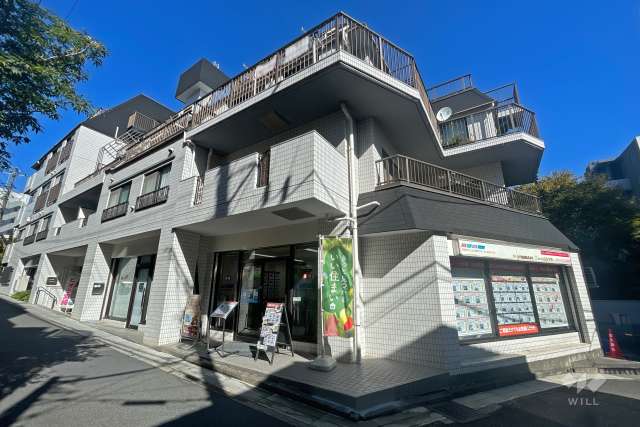 コスモ宮崎台の外観（南西側から）