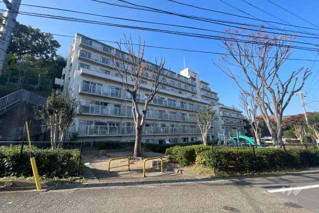 グリーンヒル宮前平の外観（西側から）