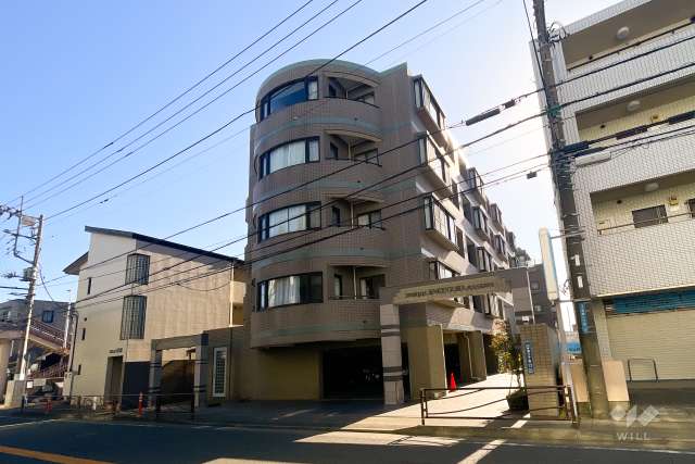 イトーピア鷺沼マンションの外観（北西側から）