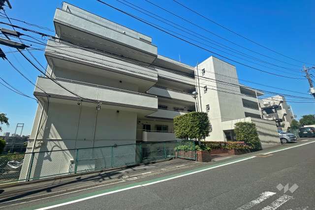 ウィンザーハイム宮前平第2の外観（北東側から）