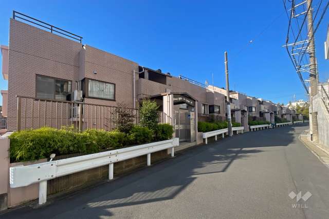 ライオンズヒルズ梶ヶ谷の外観（北東側から）