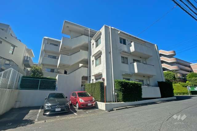 宮崎台パークホームズの外観（北西側から）