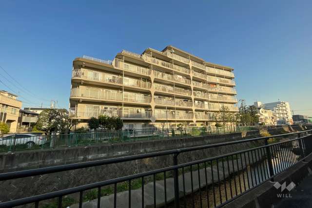 サニーハイツ梶ヶ谷の外観（南西側から）