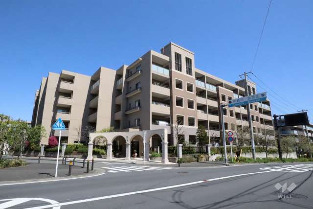 ドレッセ美しの森セントヴェールイーストヒルの外観(南側から)