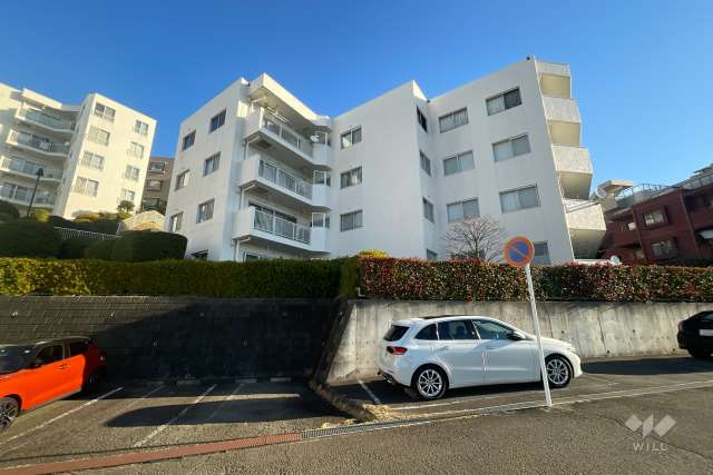 東急ドエル宮前平アネックスＢ棟の外観（南西側から）