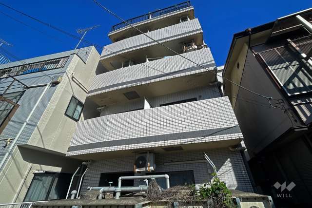 クレセントユニ高津第２の外観（南東側から）