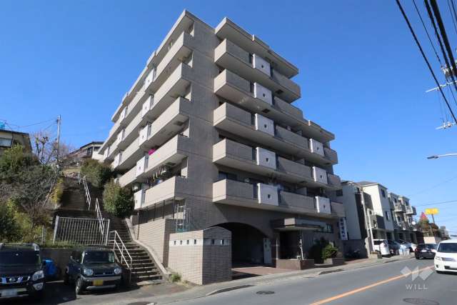 サンシャインスペース野川の外観(南側から)　