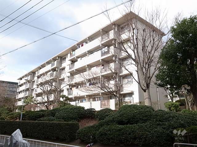 箕面如意谷住宅１棟の外観（南東側から）