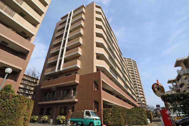 メイフェアパークス溝の口Ｄ棟の外観(南西側から)