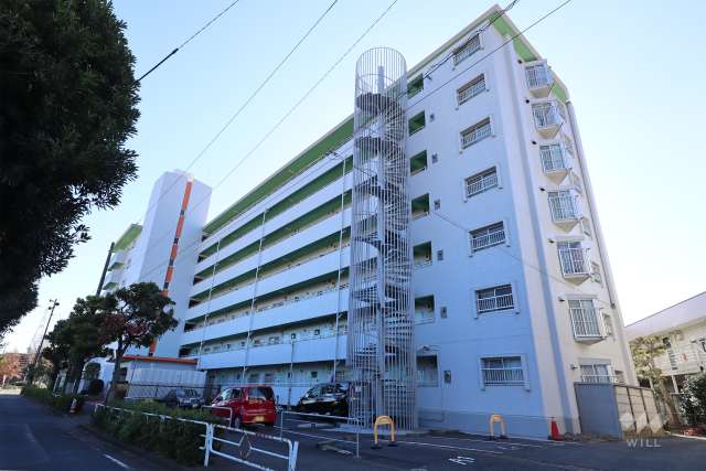 多摩川ハイホームの外観（北側から）