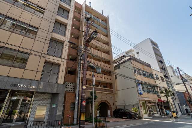 グランセレブ本町の外観（北東側から）