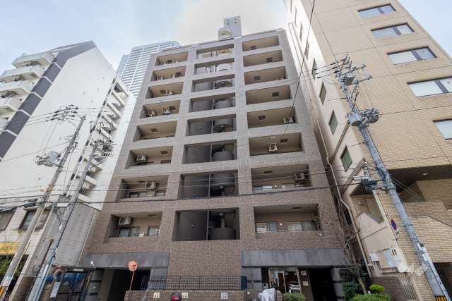 シャルマンフジリッツ本町の外観（北西側から）