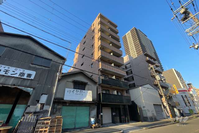 ジュネーゼグラン南堀江の外観（北東側から）