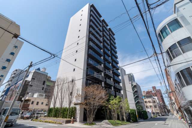 パークリュクス大阪京町堀の外観（南東側から）　