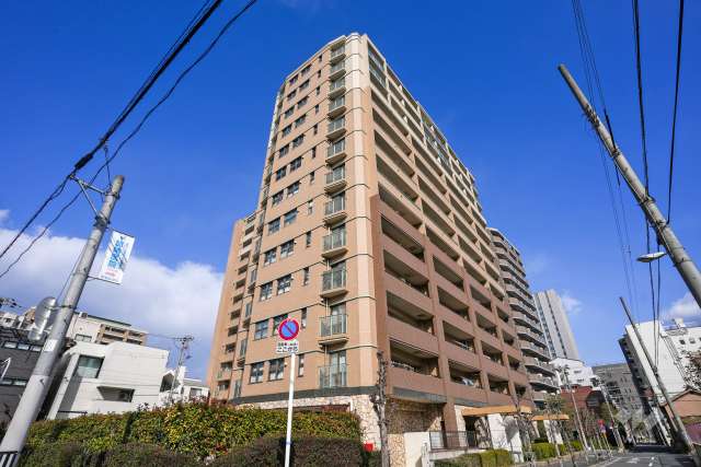 ステイツ上町台レジデンス玉造の杜の外観（南西側から）