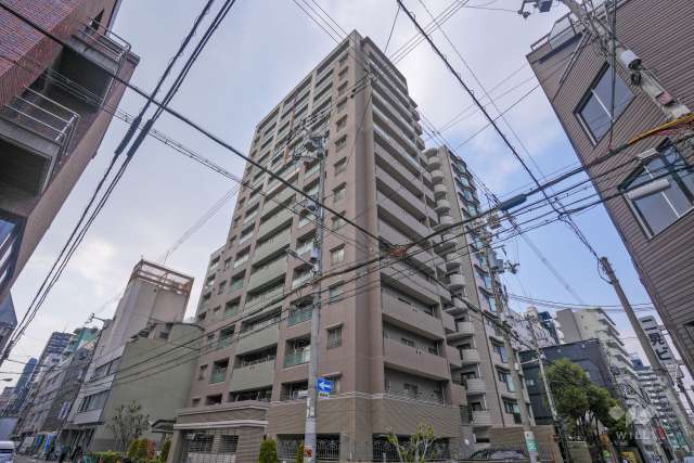 ディアステージ長堀の外観（南東側から）