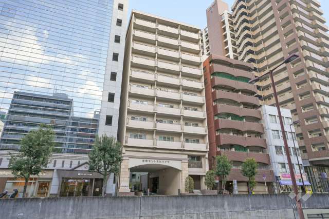 谷町セントラルハイツの外観（北西側から）