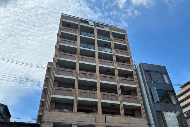 エーベルグランツ梅田の外観（東側から）