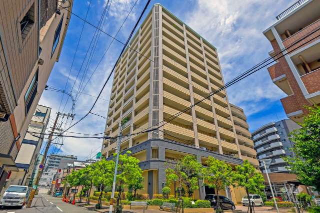 ネバーランド新梅田の外観（南西側から）