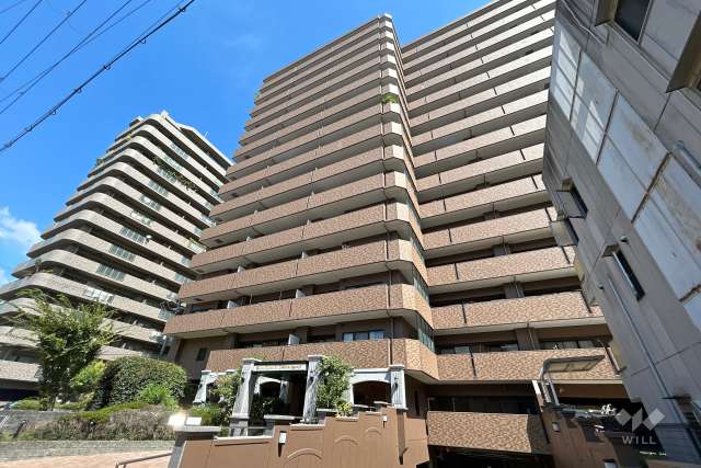 ライオンズマンション梅田東の外観（南東側から）　　